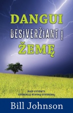 Dangui besiveržiant į žemę 